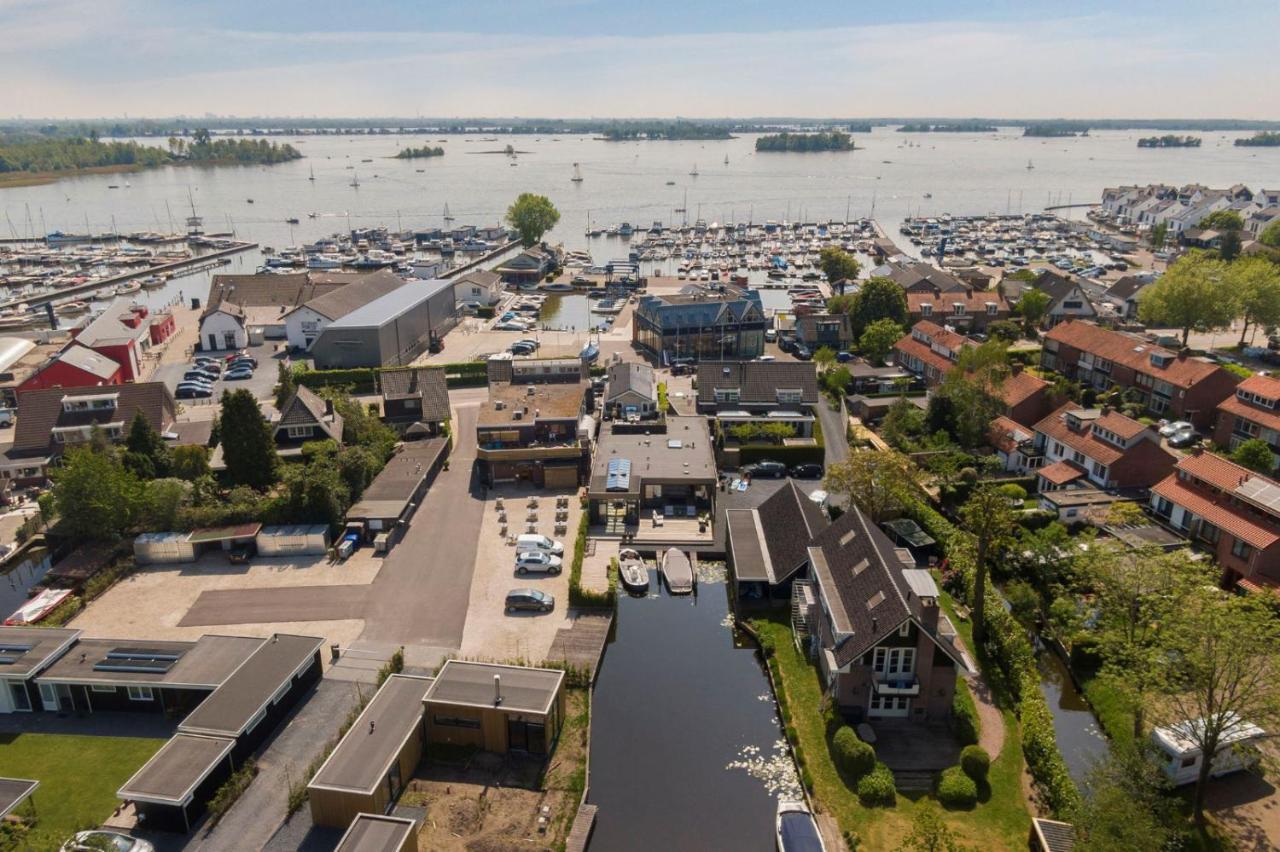 Hotel Cafe Restaurant Heineke Loosdrecht Exterior foto